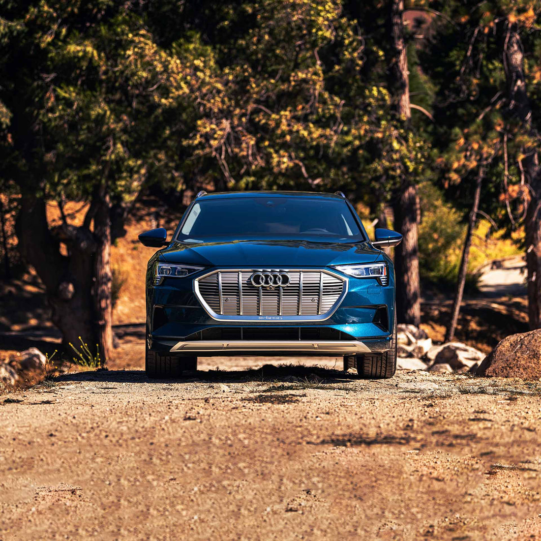 Audi e-Tron Review: Redefining Luxury, Performance, and Range